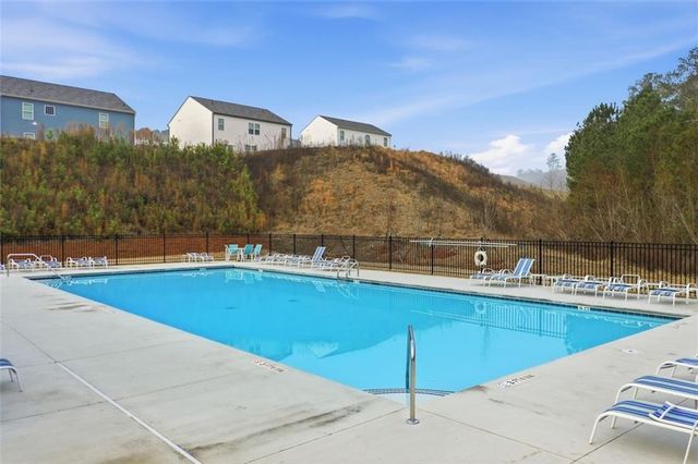 31 Hickory Way, Dallas, GA 30132