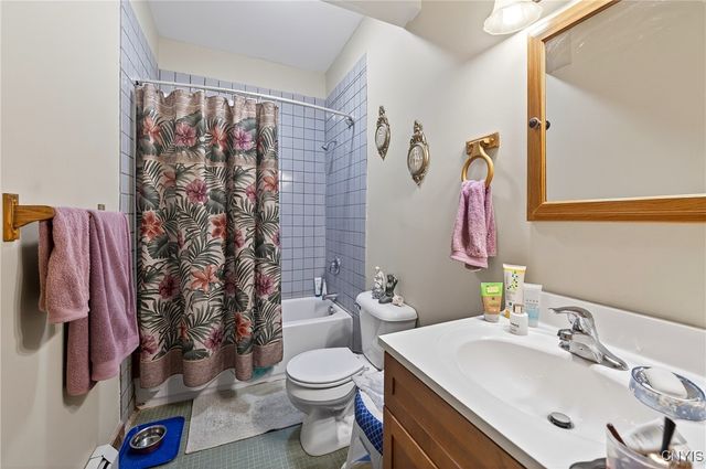 916 North Salina Street, Syracuse, NY 13208