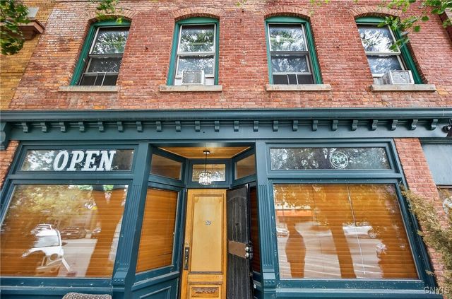 916 North Salina Street, Syracuse, NY 13208