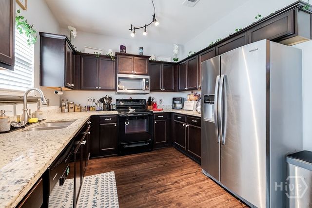 21 Castle Hill Road, Savannah, GA 31419