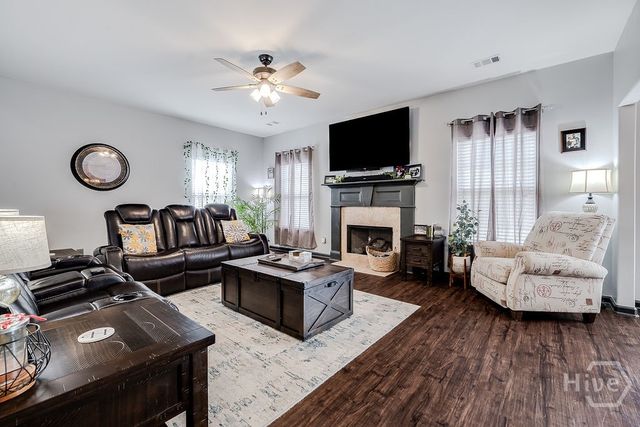 21 Castle Hill Road, Savannah, GA 31419