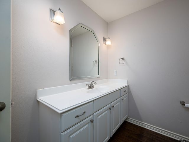 1521 Rice Road H103, Tyler, TX 75703