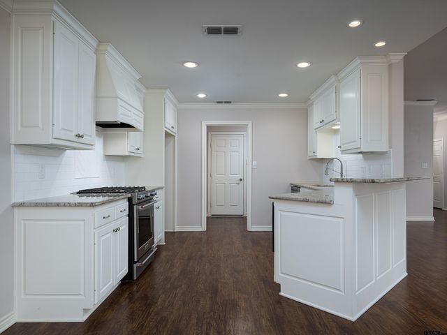 1521 Rice Road H103, Tyler, TX 75703