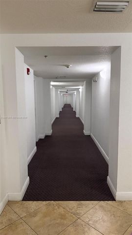 9340 Fontainebleau Boulevard W507, Miami, FL 33172