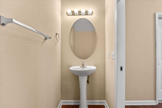 1320 Hendrix Rd Apt 605, Tallahassee, FL 32301