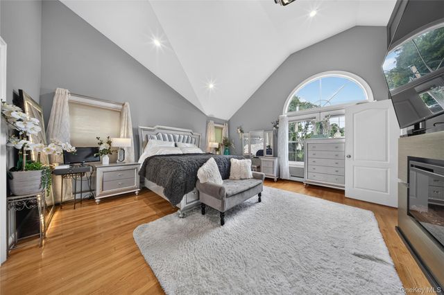 2021 Decatur Avenue, North Bellmore, NY 11710