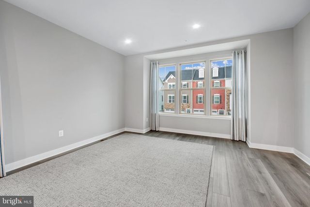 174 BETHLEHEM PL, Brooklyn Park, MD 21225