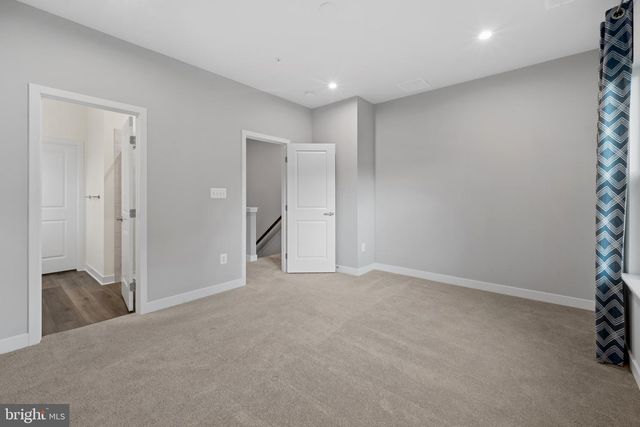 174 BETHLEHEM PL, Brooklyn Park, MD 21225