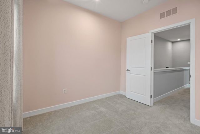 174 BETHLEHEM PL, Brooklyn Park, MD 21225