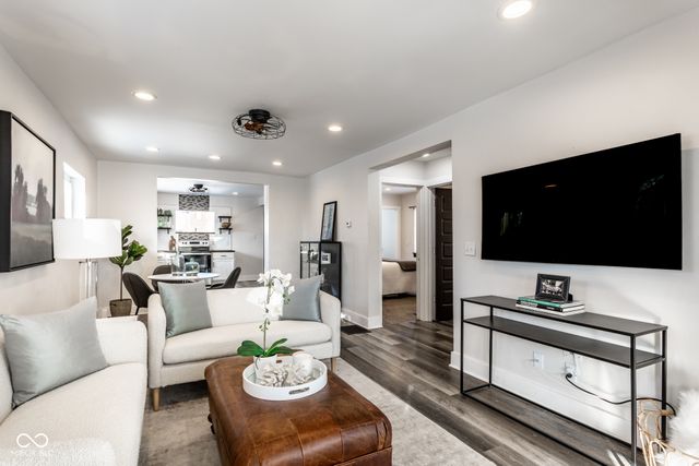 338 N Bradley Avenue, Indianapolis, IN 46201