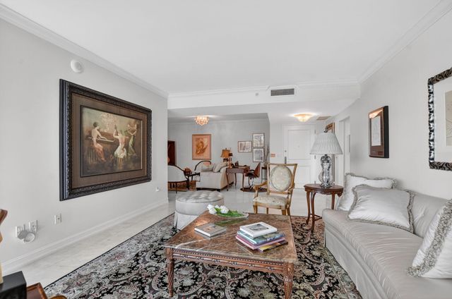 550 SE Mizner Boulevard B307, Boca Raton, FL 33432