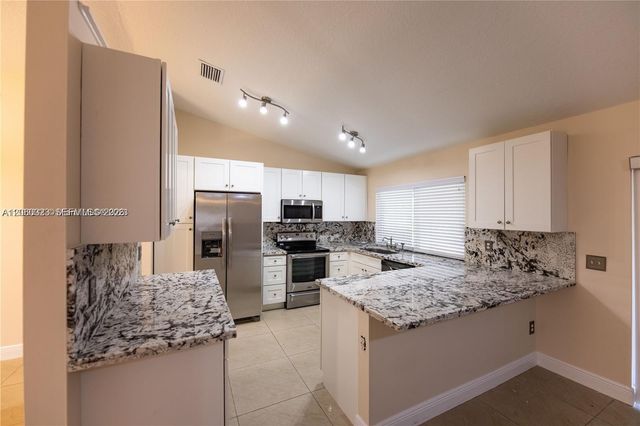 9815 NW 43rd Street 0, Sunrise, FL 33351