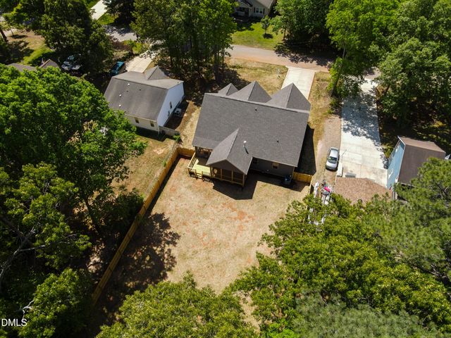 123 Blackfoot Drive, Louisburg, NC 27549