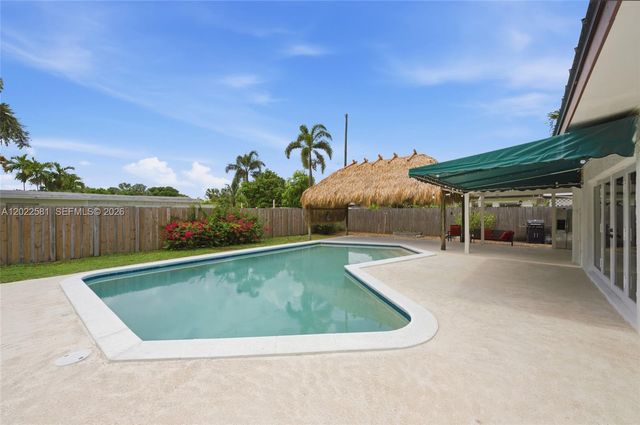 1141 SW 45th Terrace, Plantation, FL 33317