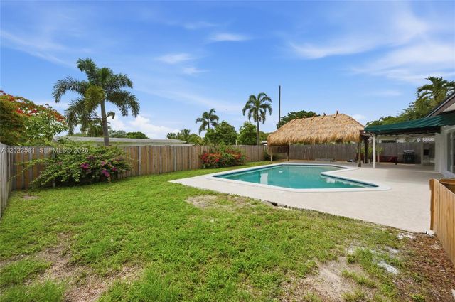 1141 SW 45th Terrace, Plantation, FL 33317
