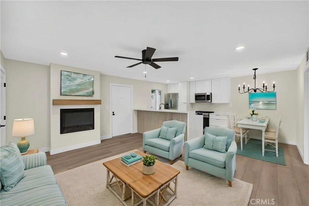Image 1 of property listing at 2807 S Fairview C, Santa Ana, CA 92704