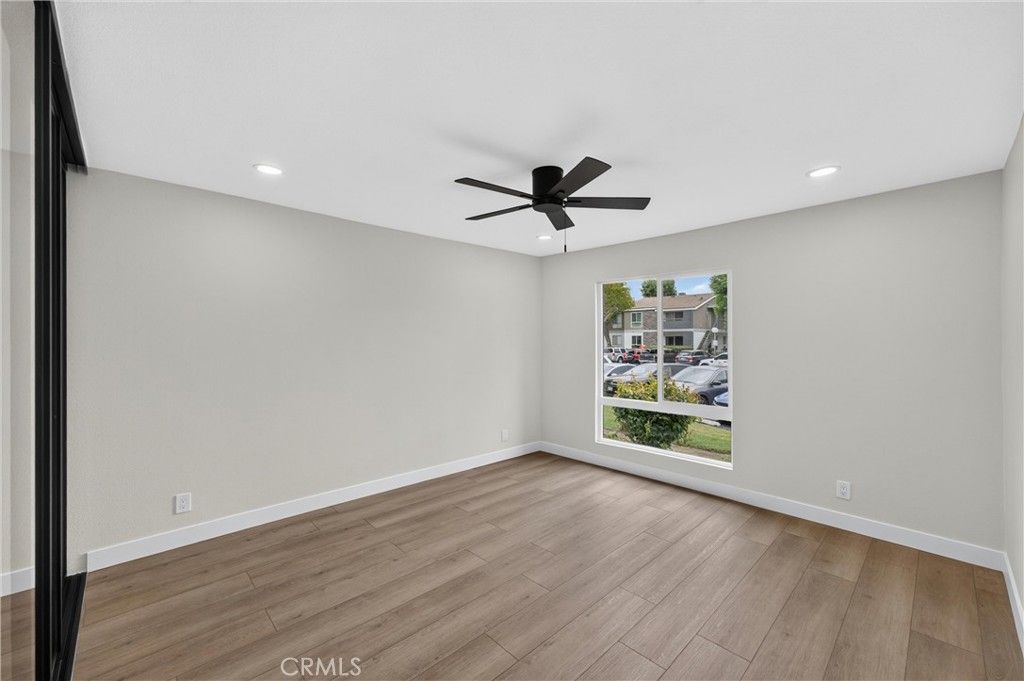 Image 18 of property listing at 2807 S Fairview C, Santa Ana, CA 92704