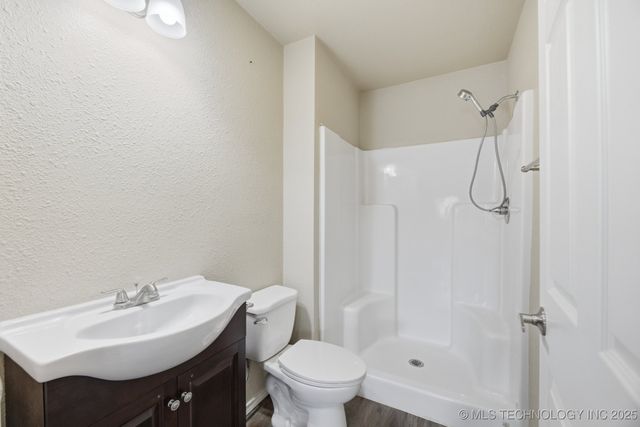 118 W 4th Street, Oilton, OK 74052