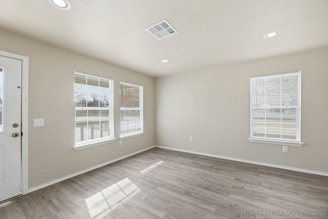 118 W 4th Street, Oilton, OK 74052