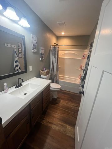 51 Yates, Desha, AR 72527