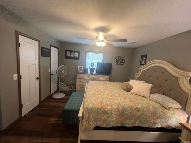 51 Yates, Desha, AR 72527