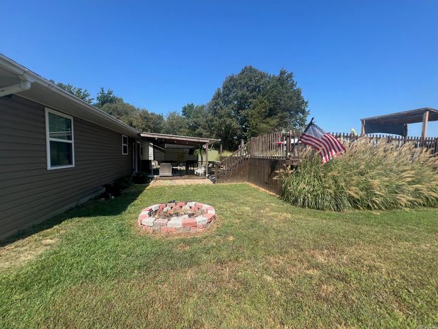 51 Yates, Desha, AR 72527