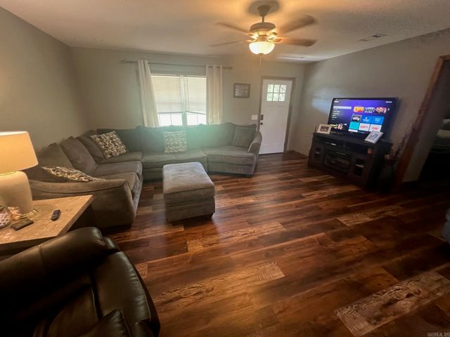 51 Yates, Desha, AR 72527