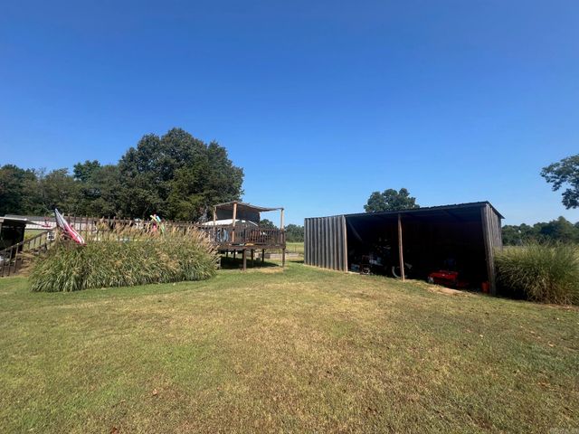 51 Yates, Desha, AR 72527