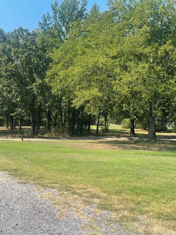 51 Yates, Desha, AR 72527