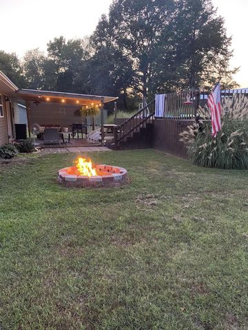 51 Yates, Desha, AR 72527