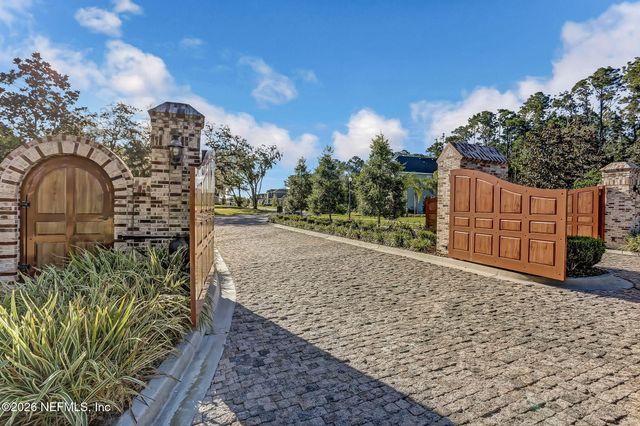 11607 ANNIE MAE Place, Jacksonville, FL 32256