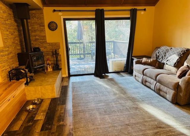 40810 Oakwoods Lane, Shaver Lake, CA 93664