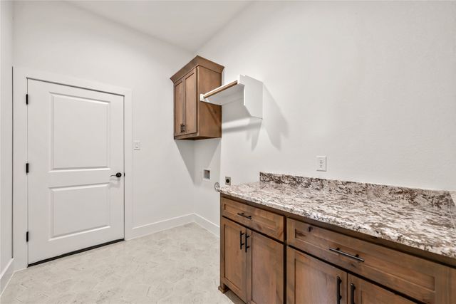 605 Acorn Way, Weatherford, TX 76085