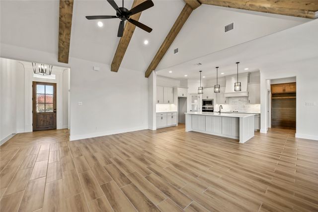 605 Acorn Way, Weatherford, TX 76085