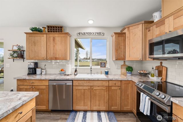 1943 State Route 6, Chehalis, WA 98532