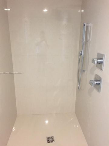 600 NE 27 ST 2304, Miami, FL 33137