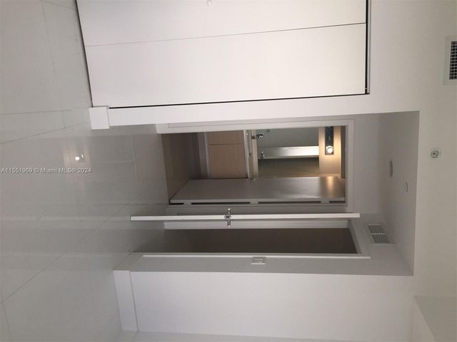 600 NE 27 ST 2304, Miami, FL 33137