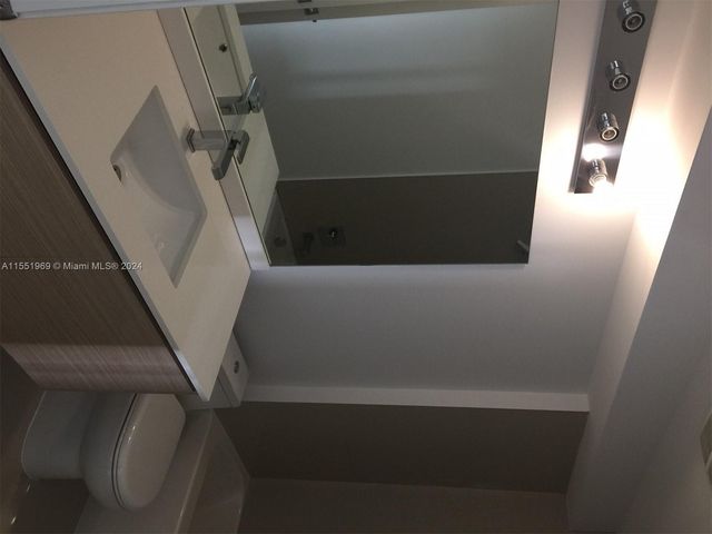 600 NE 27 ST 2304, Miami, FL 33137