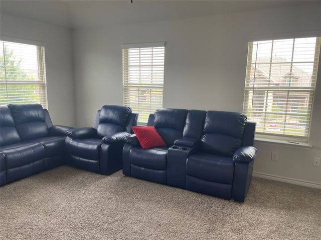 564 Declaration Way, Fate, TX 75189