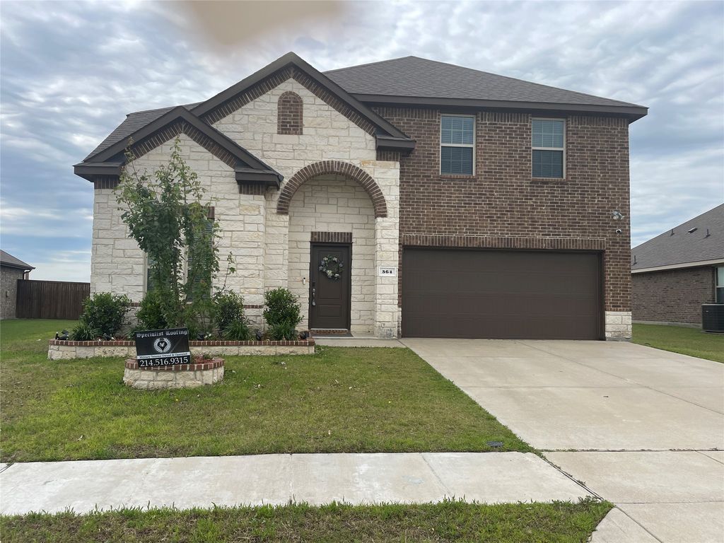 564 Declaration Way, Fate, TX 75189