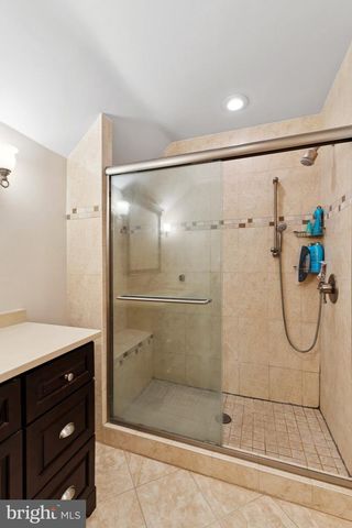 7605 HACKAMORE DR, Potomac, MD 20854