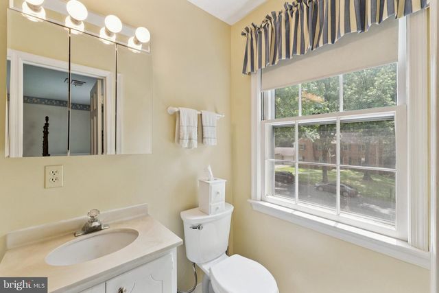 7605 HACKAMORE DR, Potomac, MD 20854