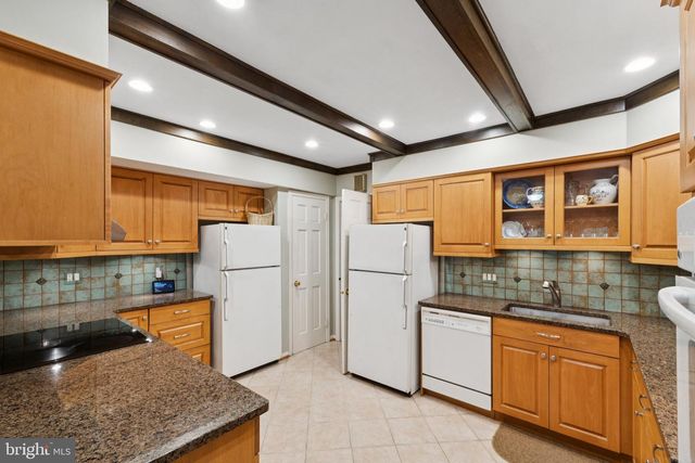 7605 HACKAMORE DR, Potomac, MD 20854