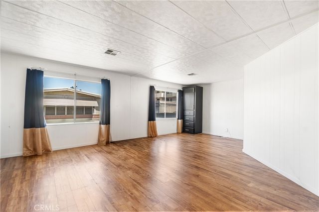26200 Frampton 32, Harbor City, CA 90710