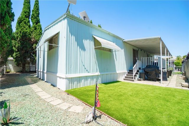26200 Frampton 32, Harbor City, CA 90710