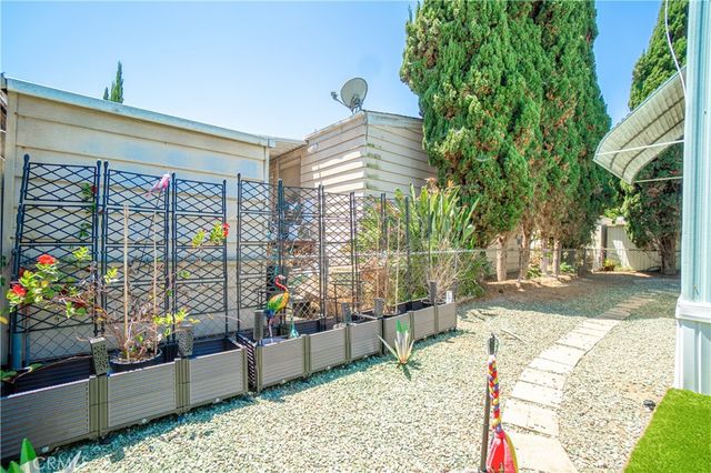 26200 Frampton 32, Harbor City, CA 90710