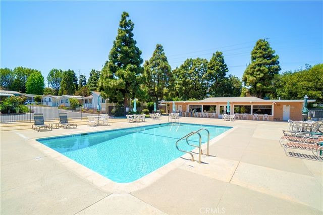 26200 Frampton 32, Harbor City, CA 90710
