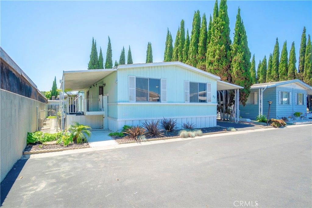 26200 Frampton 32, Harbor City, CA 90710