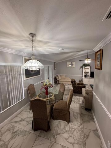 1800 Wisteria Street, Wellington, FL 33414