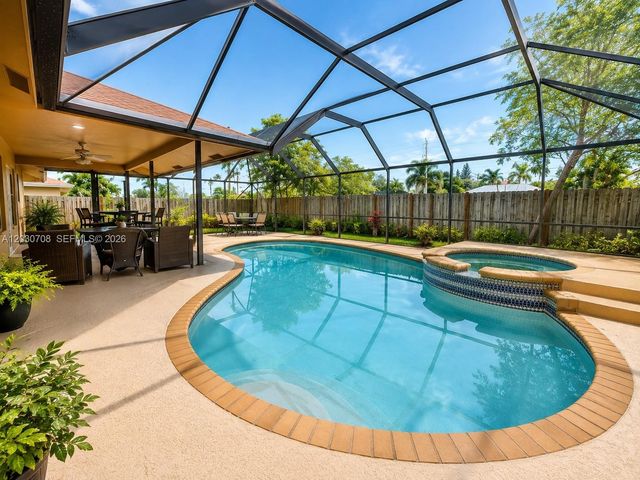 1800 Wisteria Street, Wellington, FL 33414